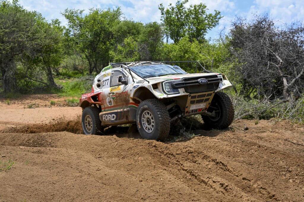 Castrol NWM Ford racing